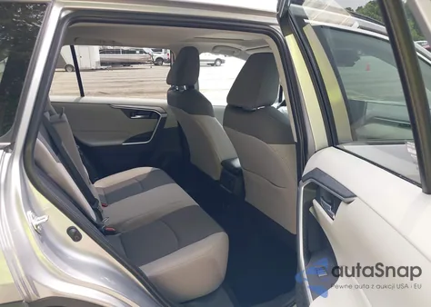 2024 Toyota Rav4 Xle z USA, uszkodzony, nr VIN 2T3P1RFV0RC478979